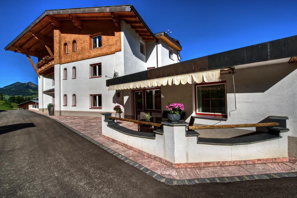 Appartamento Ferien-Schloessle Michaela Riezlern Esterno foto